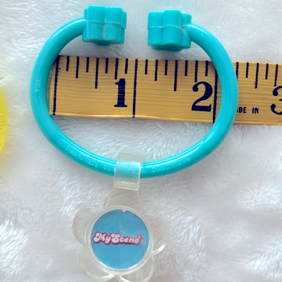 8/$20 Barbie My Scene Bracelets - Picture 3 of 4